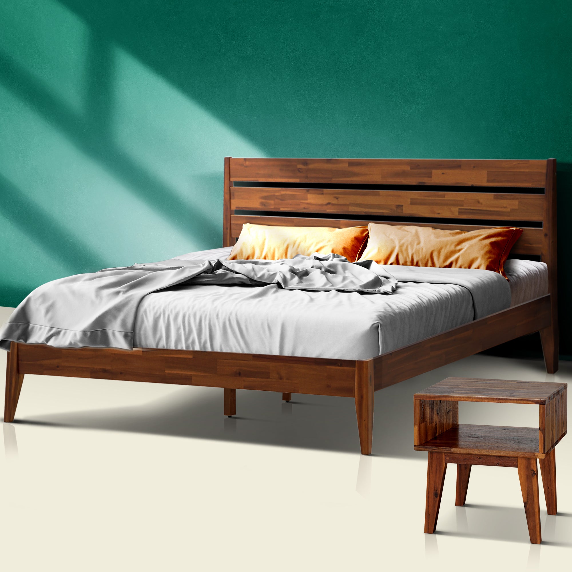 Ensemble de chambre à coucher avec cadre de lit et table de chevet en bois massif Emery