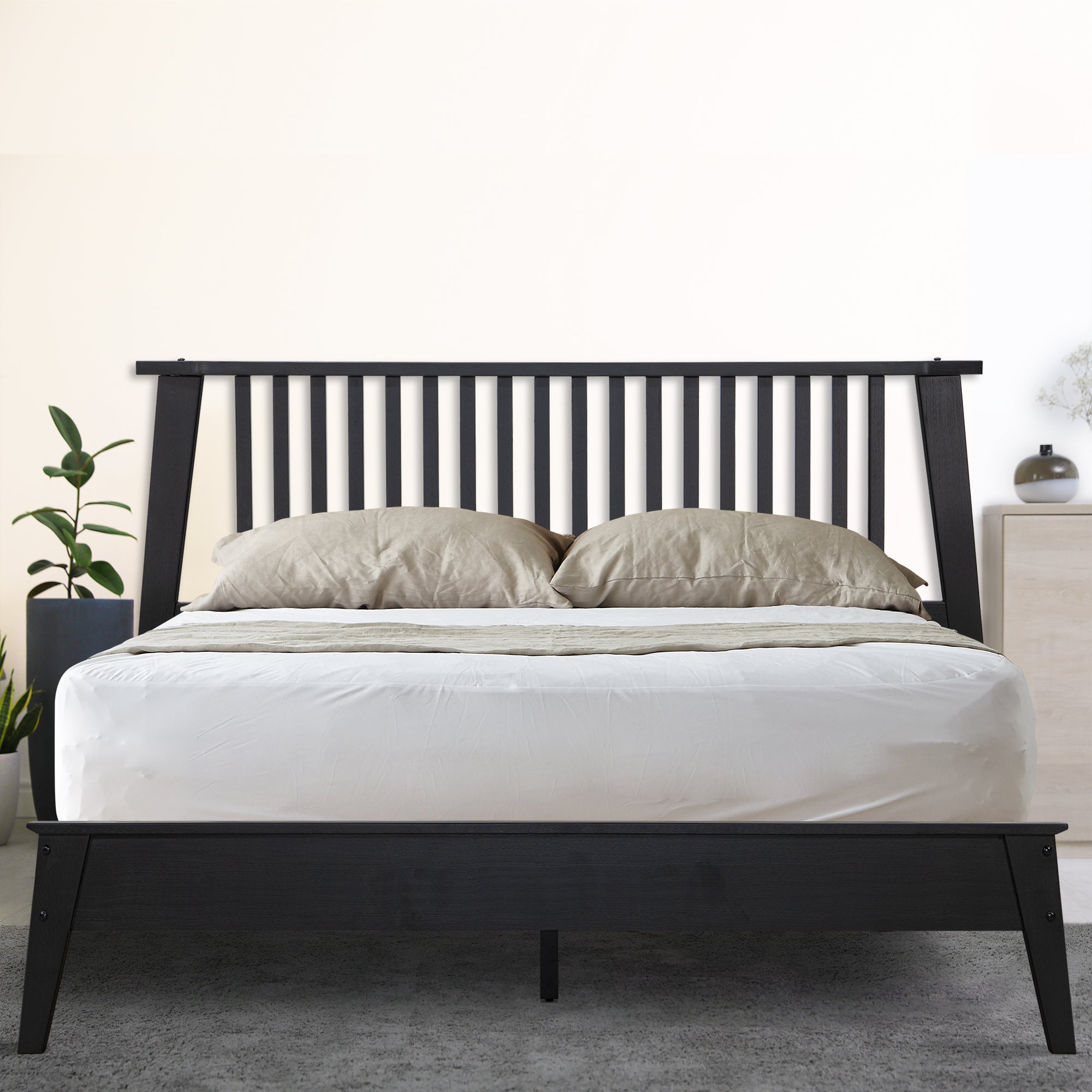 Cadre de lit plateforme en bois de luxe Kaylin